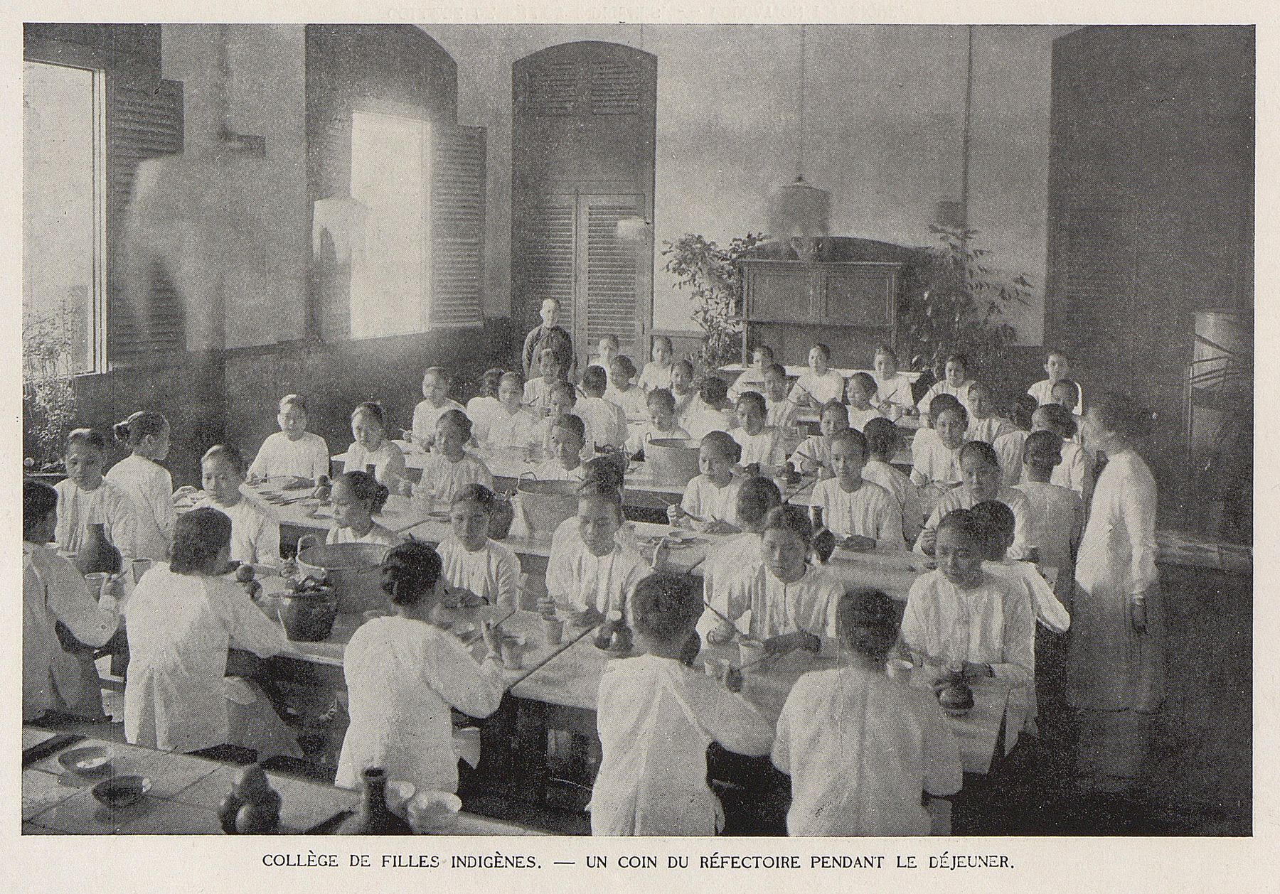 Trường Nguyễn Thị Minh Khai 