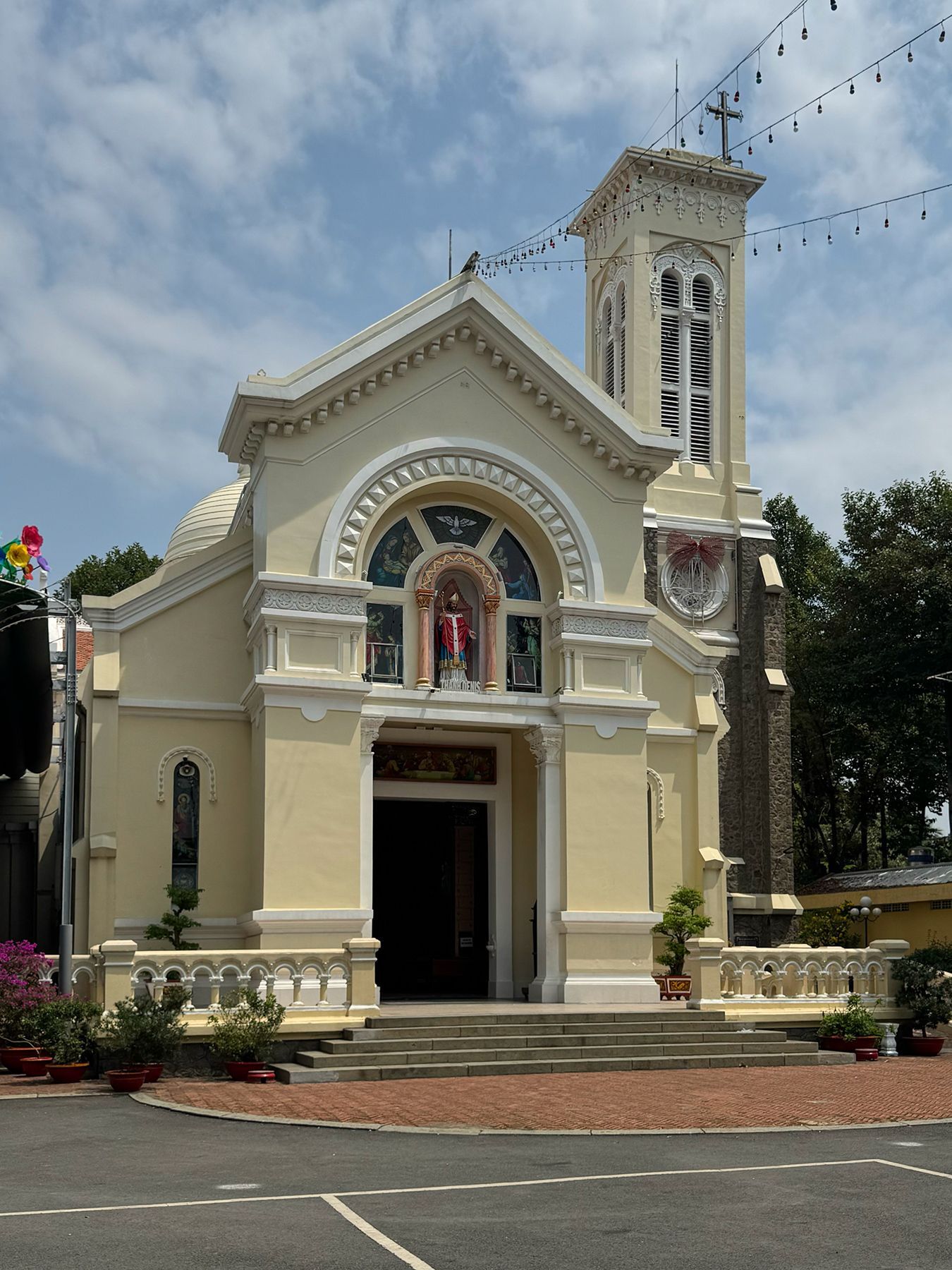 Nhà thờ Hạnh Thông Tây 