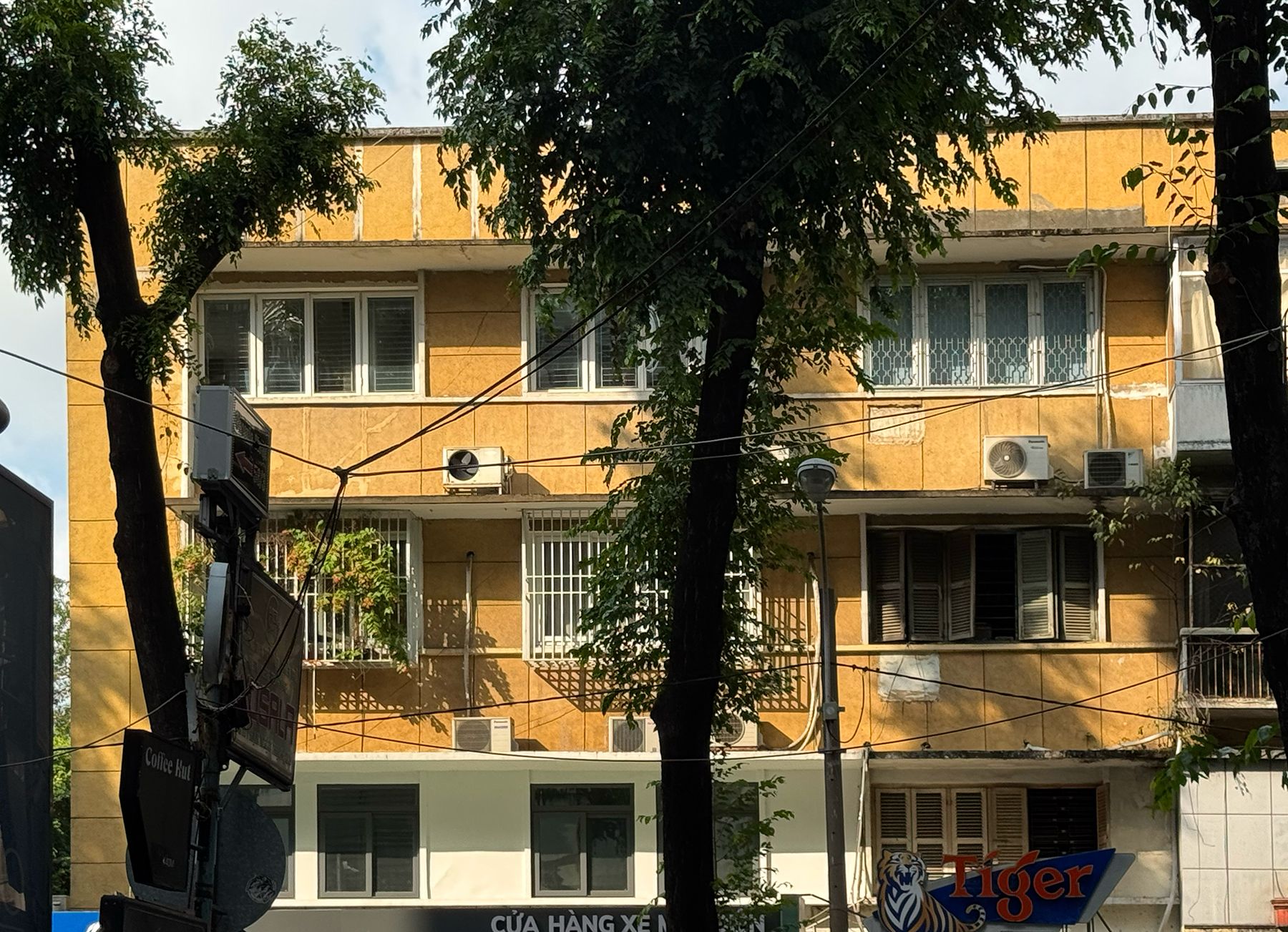 Đường Phạm Ngọc Thạch