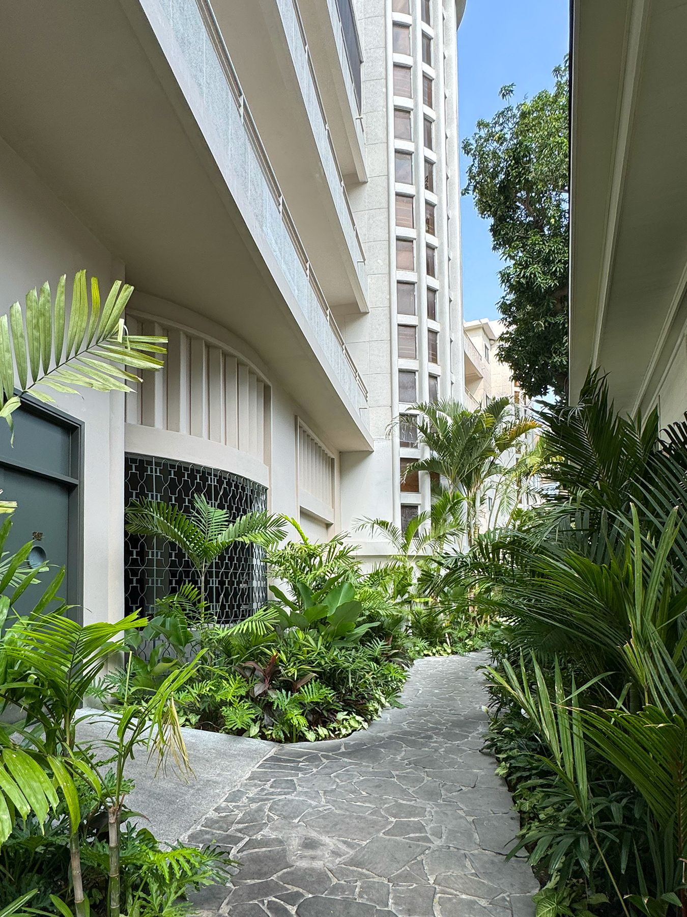 Cao ốc 80 Trần Quốc Thảo 