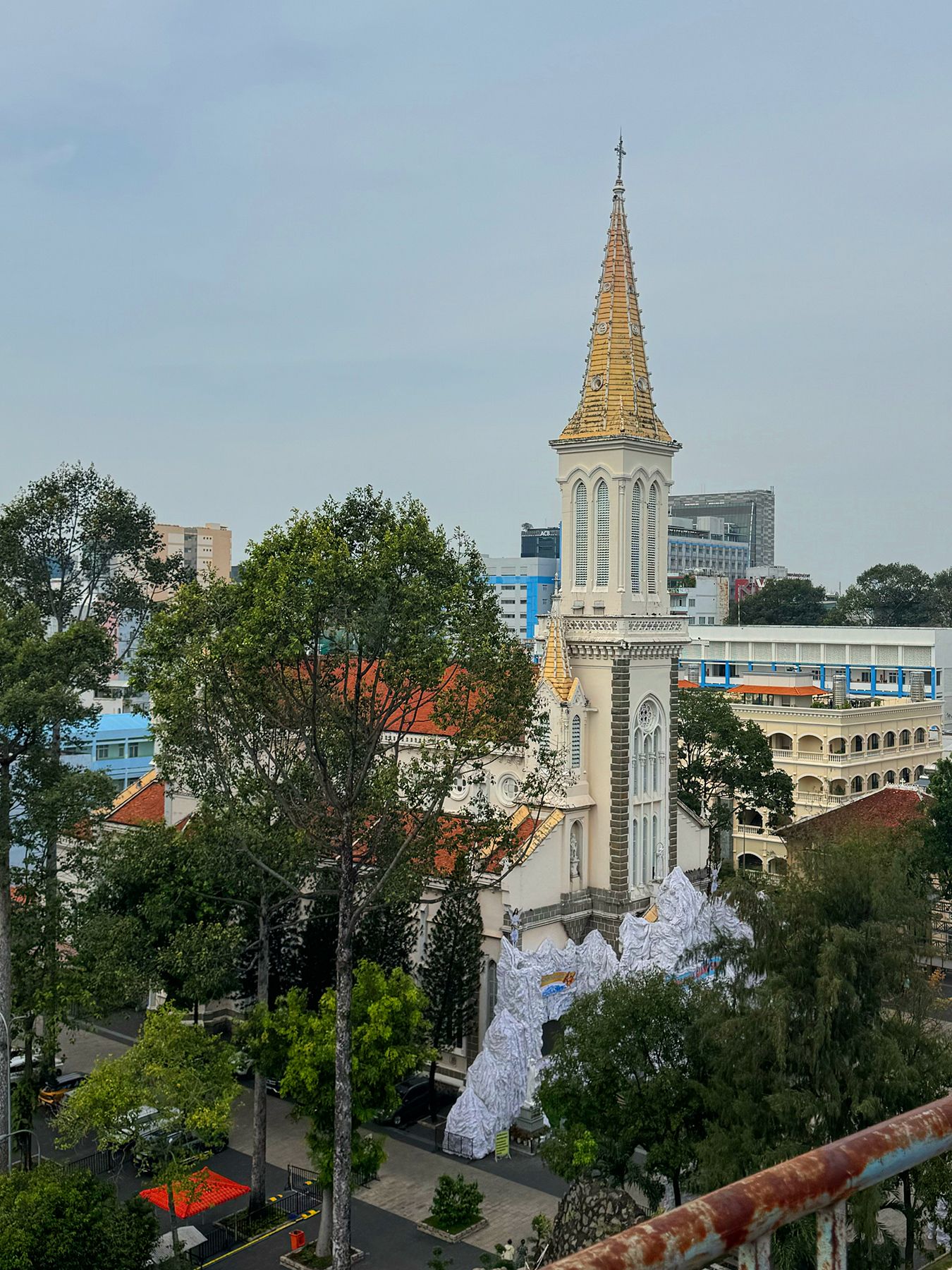 Nhà thờ Huỵện Sỹ 