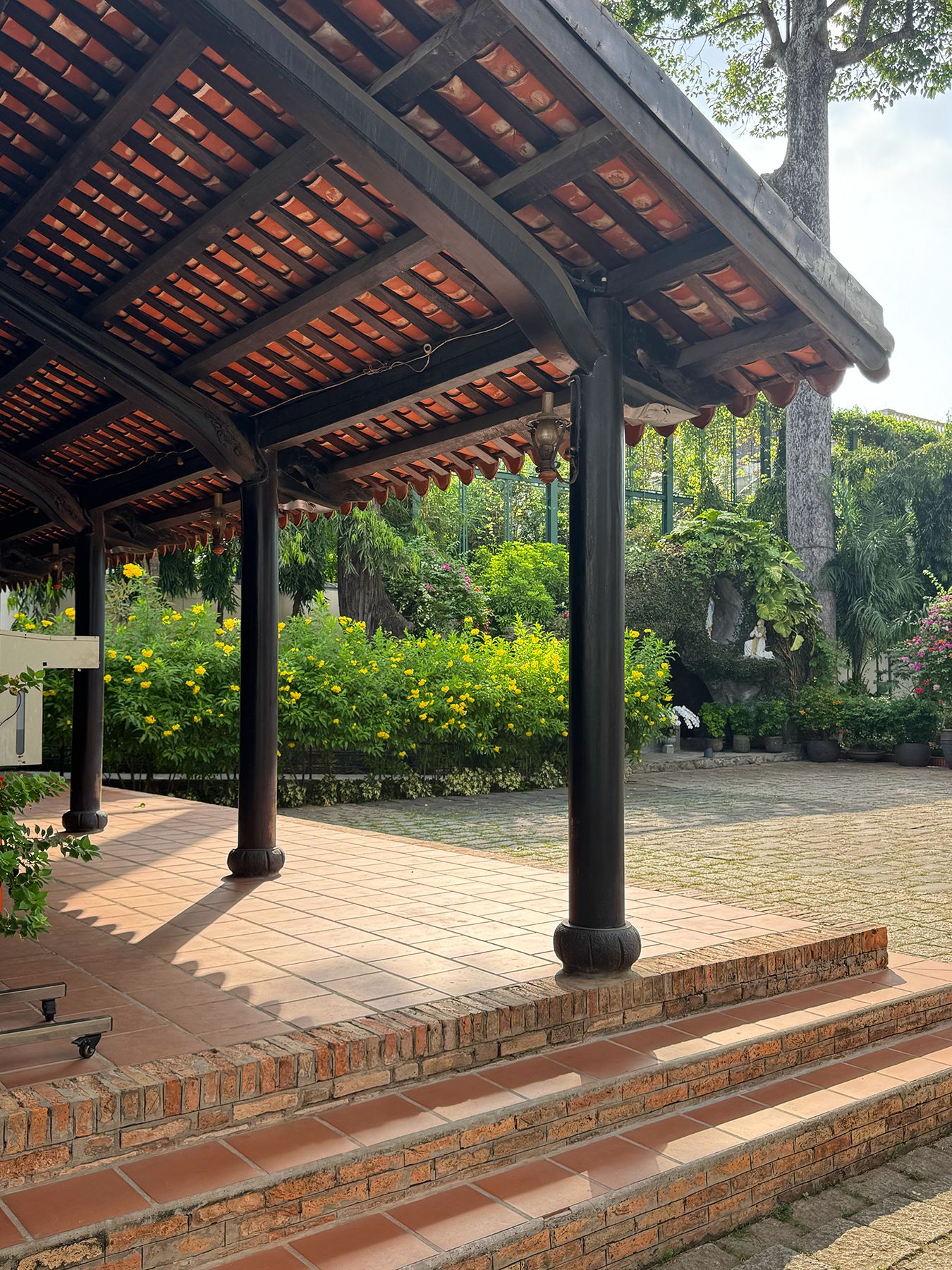 Tòa Tổng Giám mục 