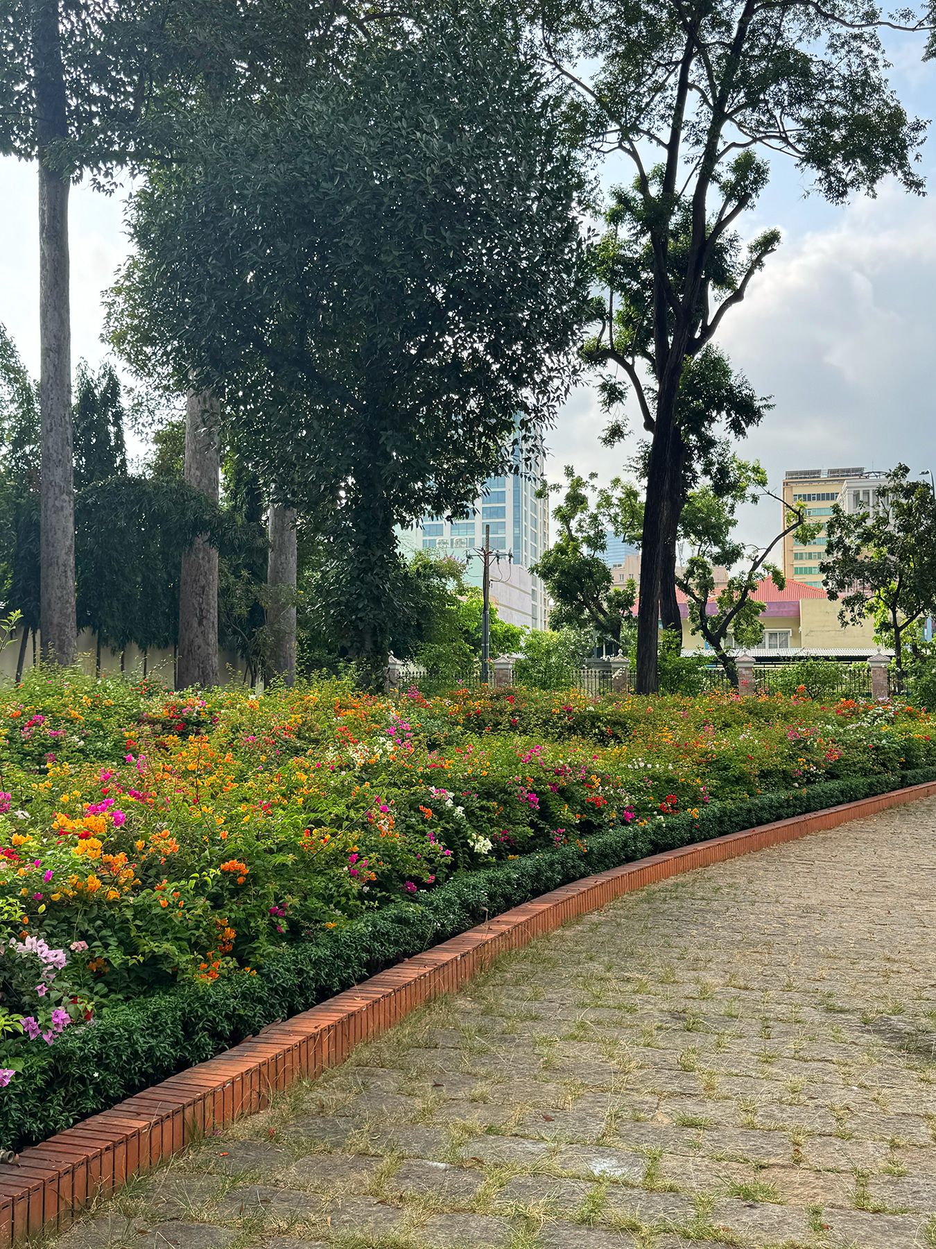 Tòa Tổng Giám mục 