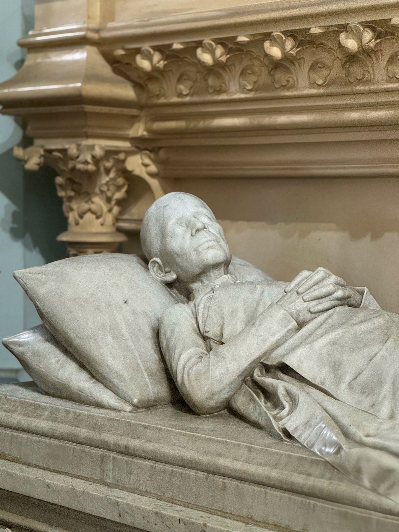 Nhà thờ Huyện Sỹ