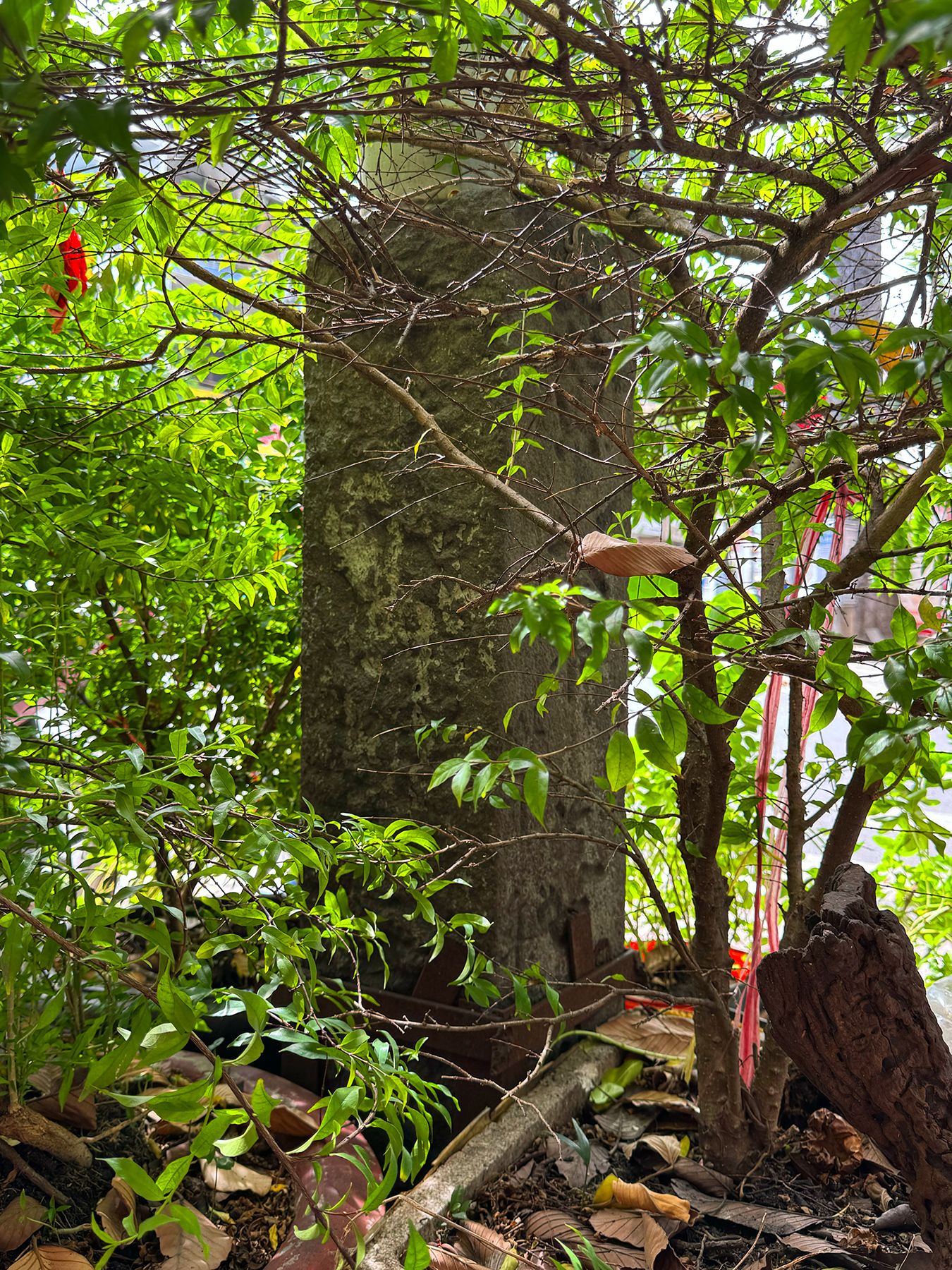 Trụ đá Quảng Triệu Thiện Đường