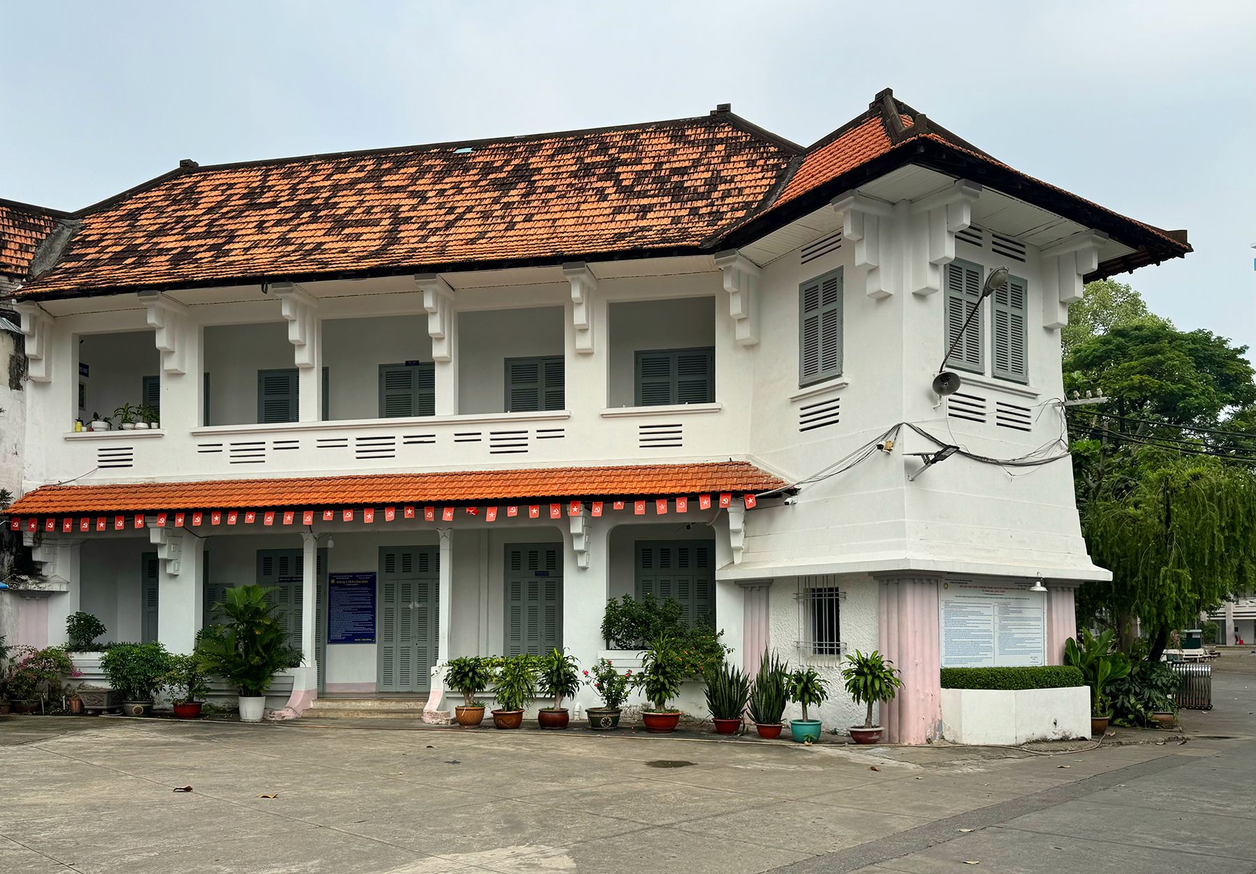 Trường Hoàng Hoa Thám - Bình Thạnh 