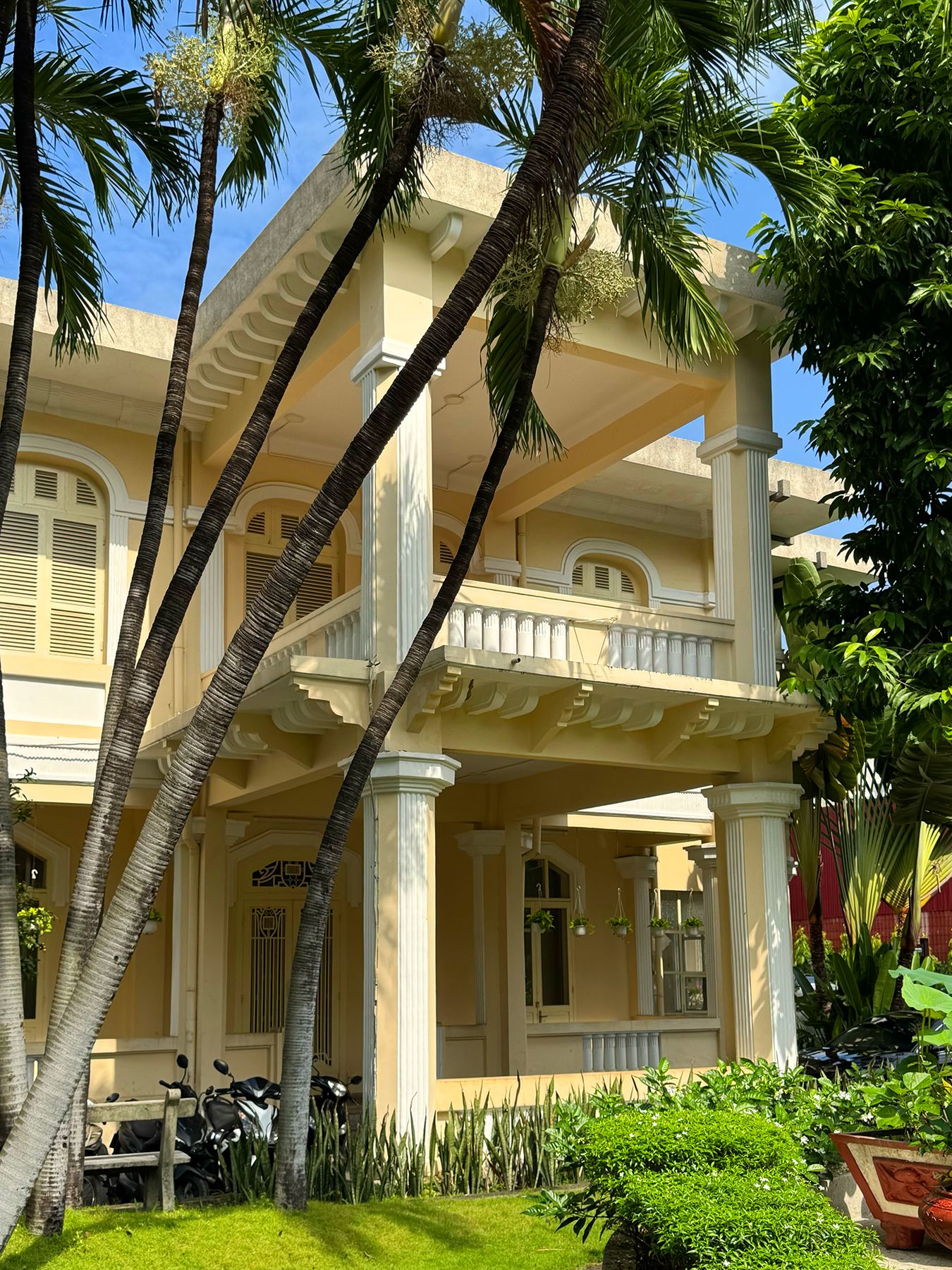 Biệt thự Bảo Tàng Phụ Nữ Nam Bộ