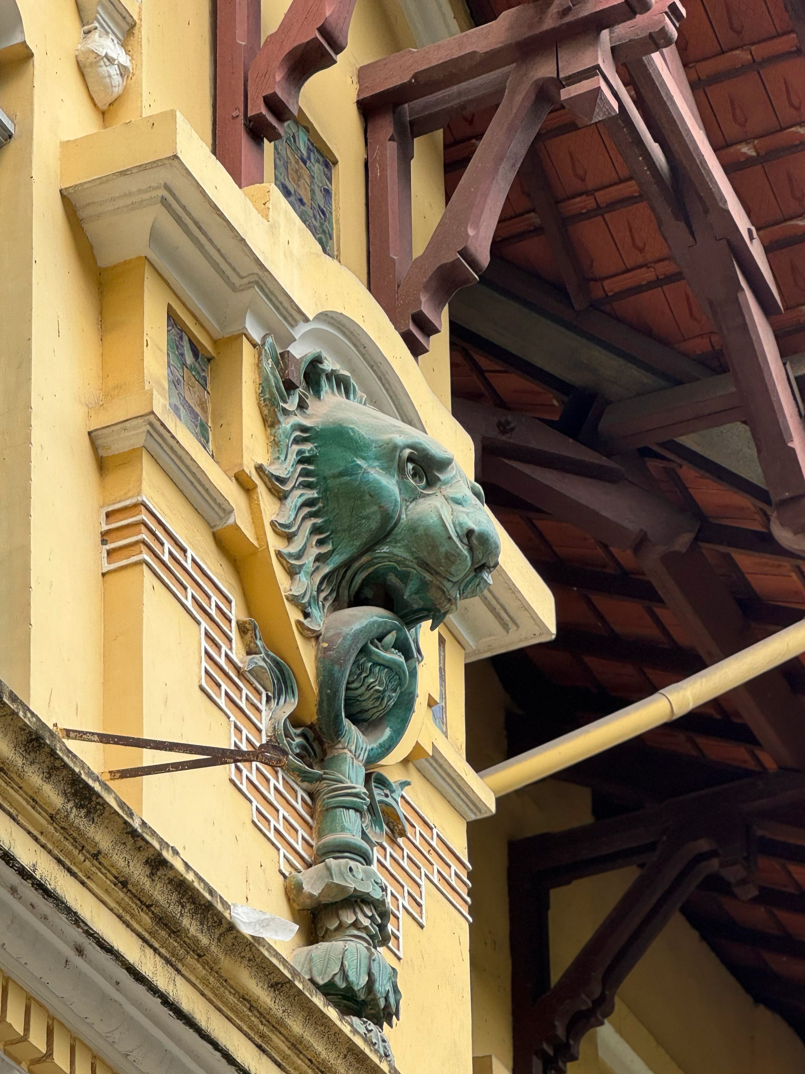 Bác Ái học viện 